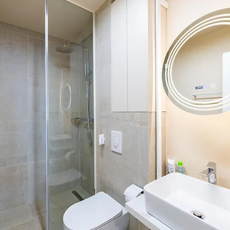 Lejlighed Orion New Boutique Building Apartment With Parking *