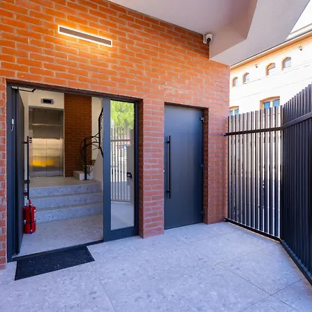 Orion New Boutique Building With Private Parking Appartement *