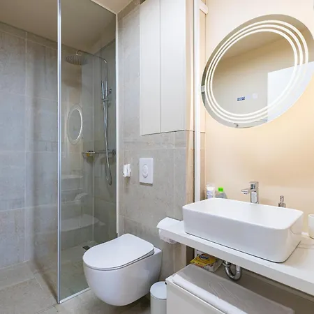 Orion New Boutique Building Apartment With Parking Апартаменти