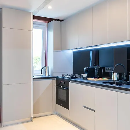 Апартаменти Orion New Boutique Building Apartment With Parking Бухарест