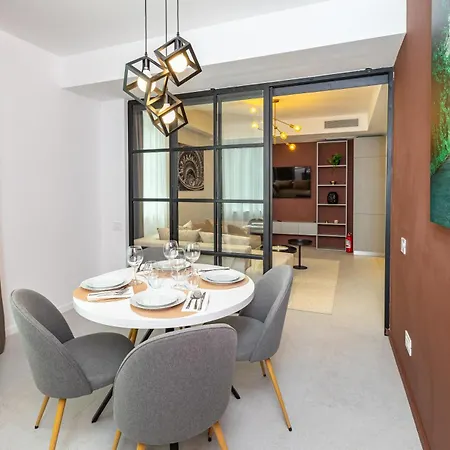 Orion New Boutique Building Apartment With Parking *