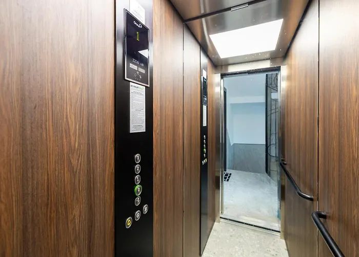 Orion New Boutique Building Apartment With Parking *