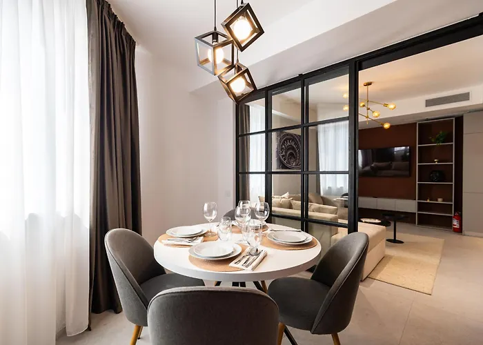 Orion New Boutique Building With Fee-based Parking Apartament *