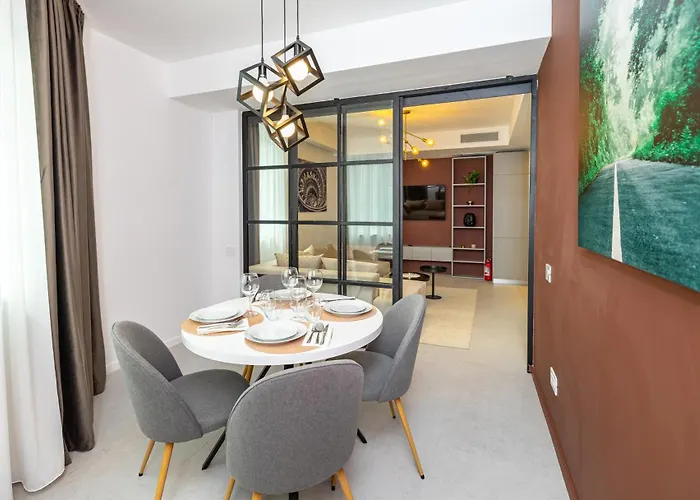 Orion New Boutique Building Apartment With Parking *