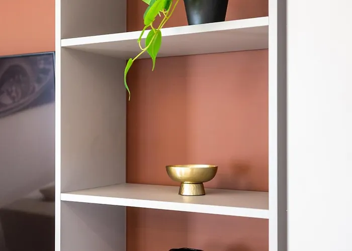 Orion New Boutique Building Apartment With Parking *